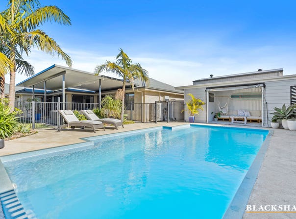 6 Bada Lane, Tomakin, NSW 2537