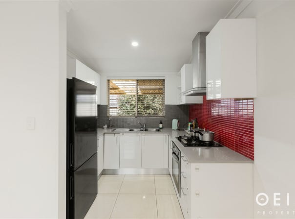 4/311 Wharf Street, Queens Park, WA 6107