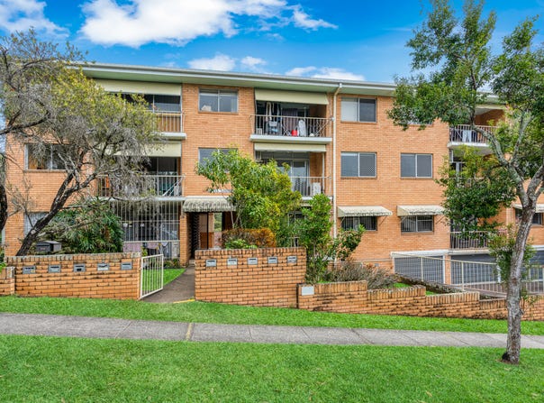 1/57 Brisbane Street, St Lucia, Qld 4067