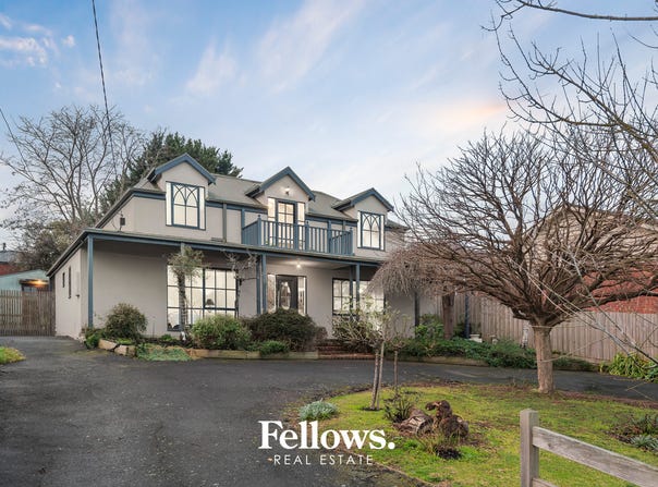 8 May Court, Garfield, Vic 3814