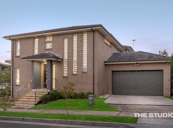 33 Mapleton Avenue, North Kellyville, NSW 2155
