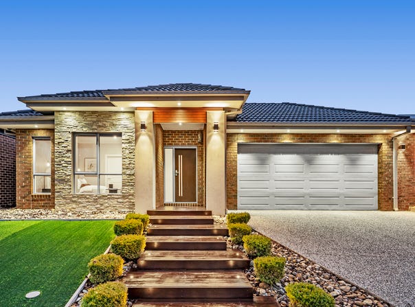 14 Duneira Grove, Caroline Springs, Vic 3023