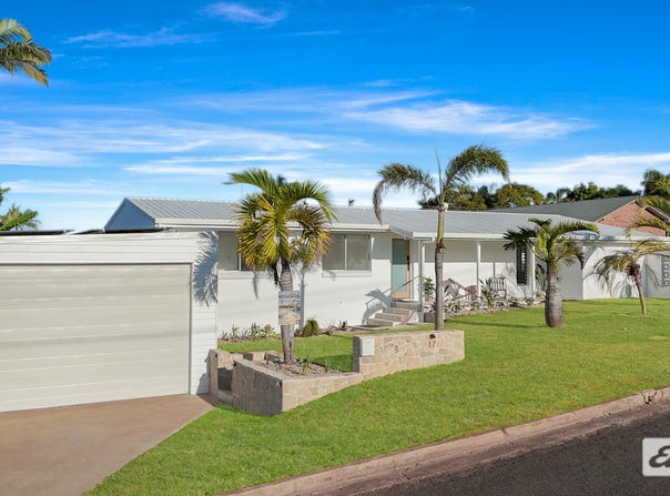 17 Marina Avenue, Taranganba, Qld 4703