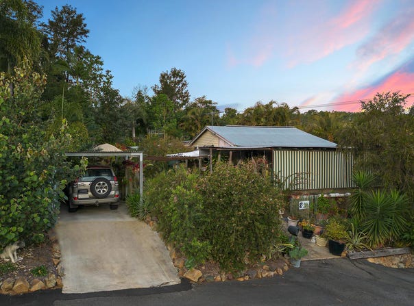 19 East Street, Mount Morgan, Qld 4714
