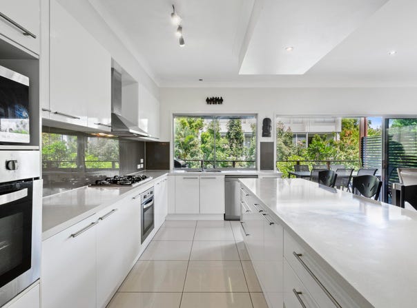 13 Manson Parade, Yeronga, Qld 4104