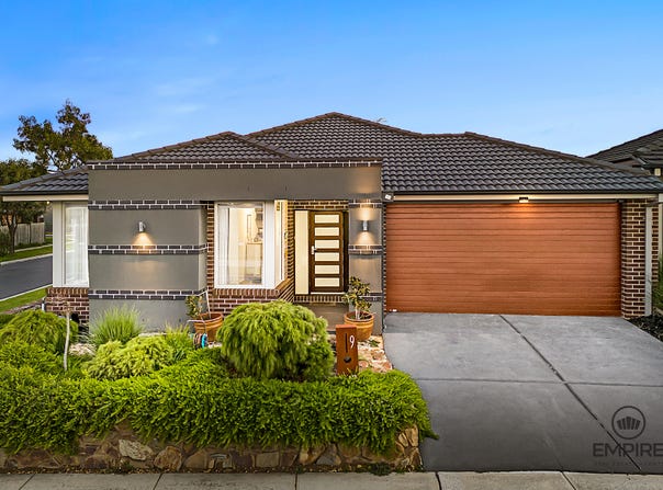 9 Grande Belmond Avenue, Clyde, Vic 3978