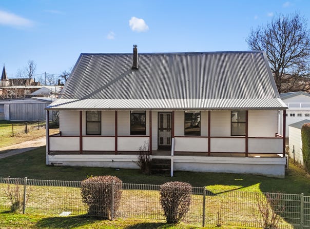 29 York Street, Adaminaby, NSW 2629