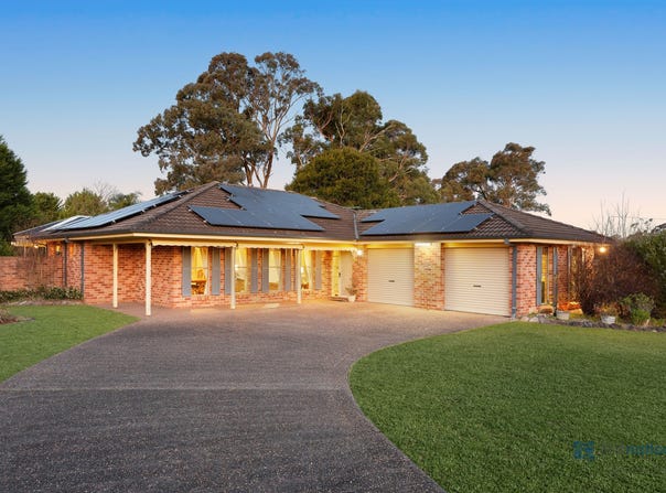 15 Lloyds Way, Bargo, NSW 2574