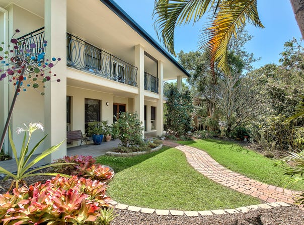 16 Drishane Street, The Gap, Qld 4061