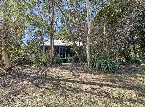9 Bowerman Ct, Nelly Bay, Qld 4819