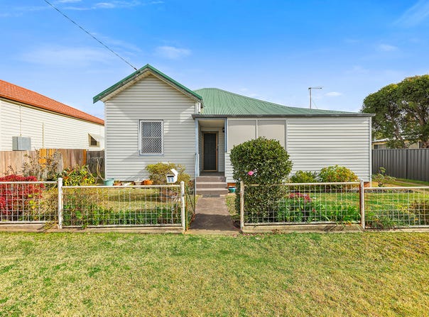 11 Fleming Street, Muswellbrook, NSW 2333