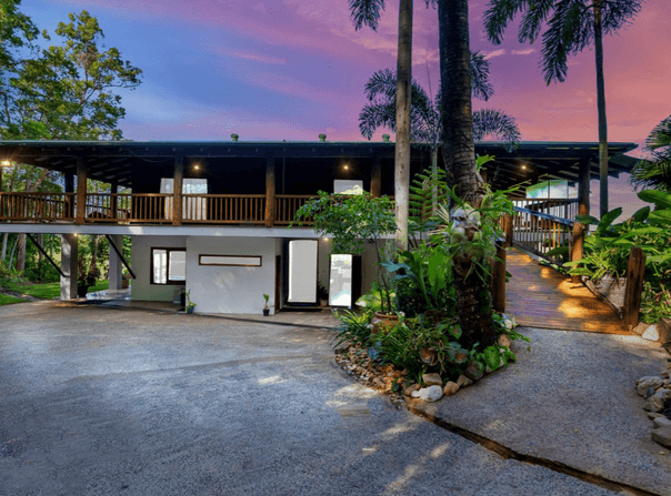 57 Ocean View Road, Killaloe, Qld 4877