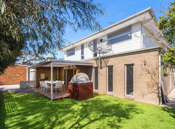 2/7 Watkin Street, Ocean Grove, Vic 3226