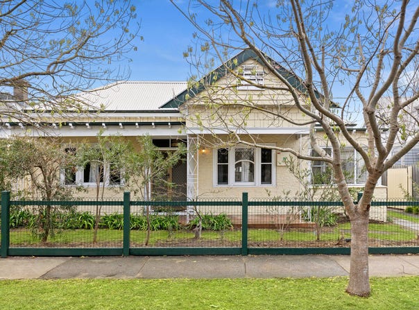 18 Virginia Street, Newtown, Vic 3220