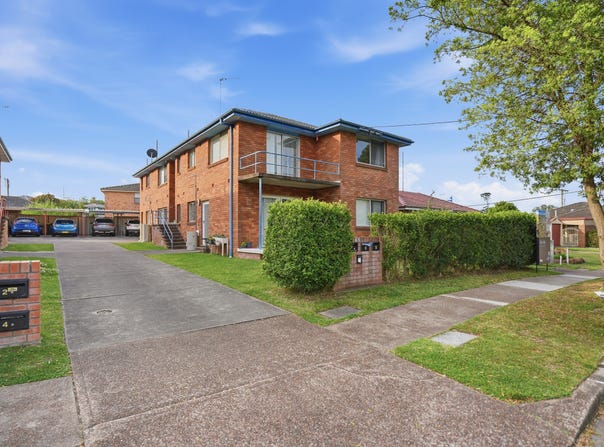12 Railway Road, New Lambton Heights, NSW 2305