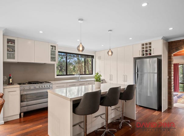 94 Gap Road, Riddells Creek, Vic 3431