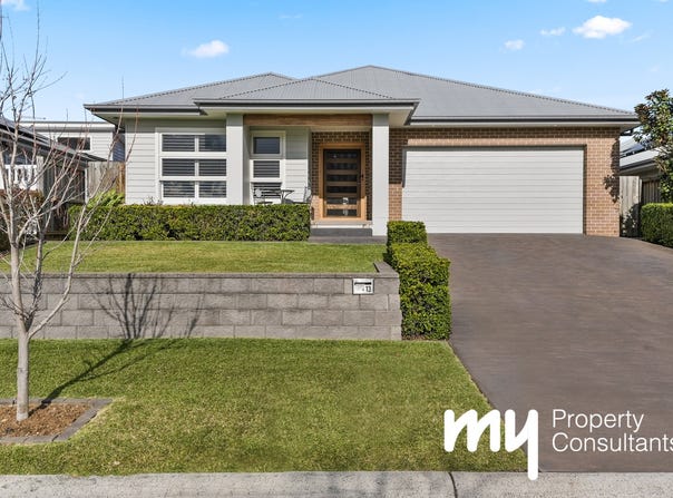 13 Dengate Close, Elderslie, NSW 2570