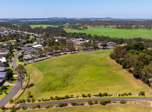 2 Robertson Way, Camden Park, NSW 2570