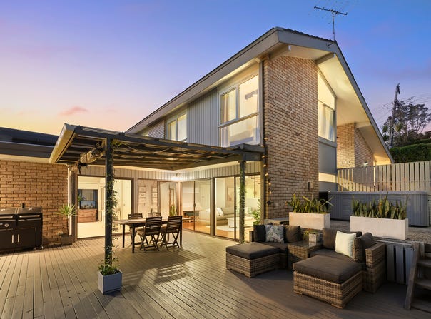 15 Arnott Crescent, Warriewood, NSW 2102