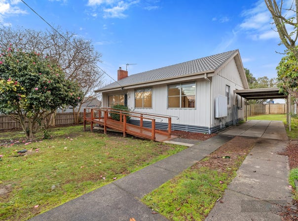 8 Dannock Street, Leongatha, Vic 3953
