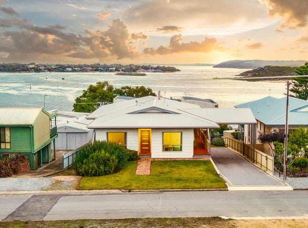 30 Pine Crescent, Coffin Bay, SA 5607