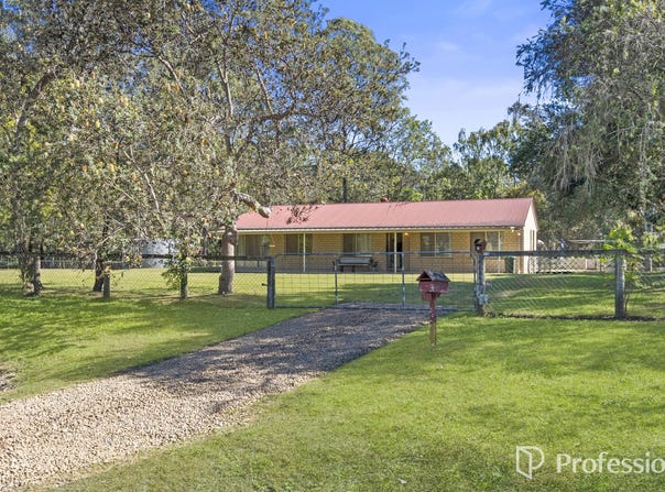 15 Derek Court, South Maclean, Qld 4280