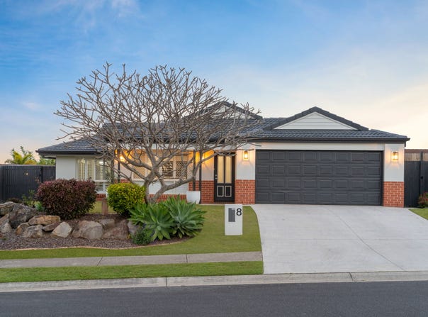 8 Wiltshire Street, Heritage Park, Qld 4118