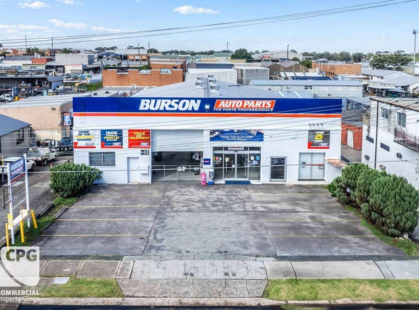 Units 1, 2 & 3/11 Stanley Street, Peakhurst, NSW 2210