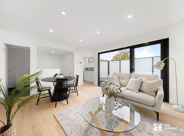 3/4 Albert Avenue, Oakleigh, Vic 3166