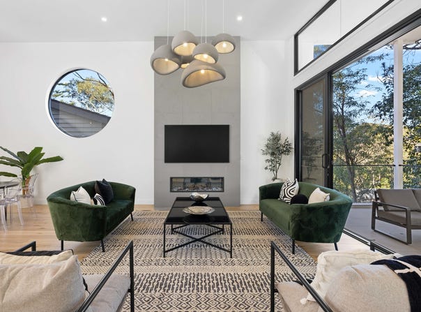5 Raphael Drive, Hornsby Heights, NSW 2077