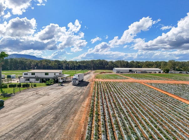 25 Pikes Road, Glass House Mountains, Qld 4518