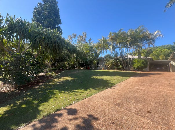 3 RED GULLY PLACE, Childers, Qld 4660