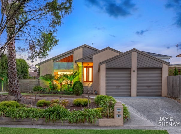 18 George Bass Avenue, Endeavour Hills, Vic 3802