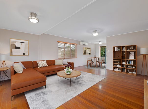 22 Kootangal Crescent, Ferny Hills, Qld 4055