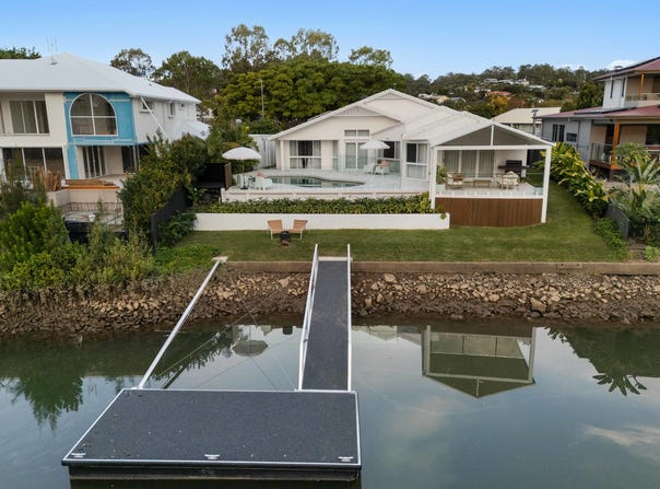 272 Nineteenth Avenue, Elanora, Qld 4221