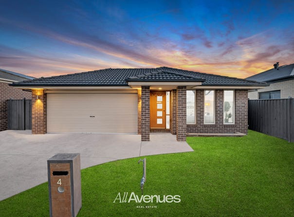 4 Cemetine Terrace, Cranbourne, Vic 3977