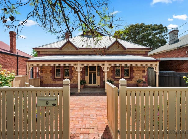 9 Tutt Avenue, Kingswood, SA 5062