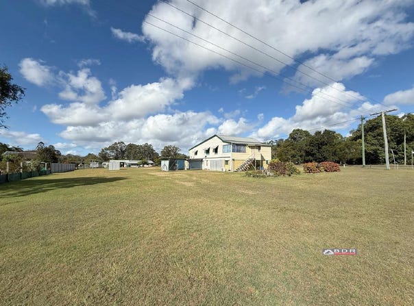 38-40 King St, Howard, Qld 4659