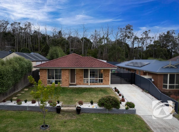 22 Donday Court, Pakenham, Vic 3810
