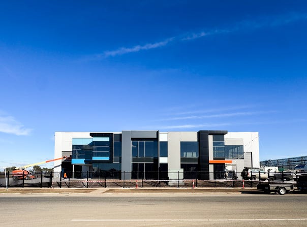 1&2/40 Peet Street, Pakenham, Vic 3810