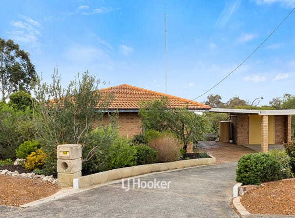 20 Barnes Avenue, Australind, WA 6233