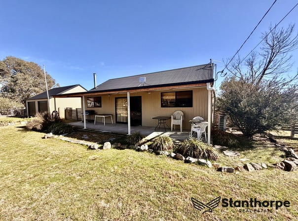 30 Rayleigh, Wallangarra, Qld 4383