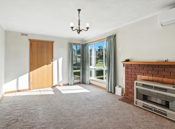 11 Queen Street, Campbell Town, Tas 7210