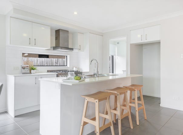 7 Lemongrass Circuit, Griffin, Qld 4503