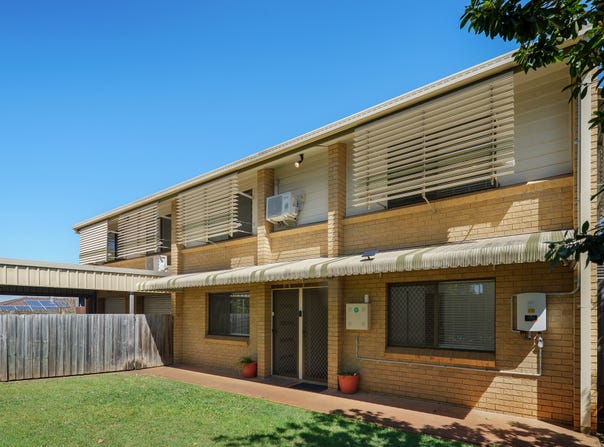 211 Randall Road, Wynnum West, Qld 4178