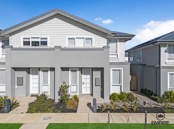 18 Portobello Boulevard, Clyde North, Vic 3978