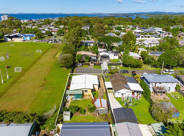16 Copson Street, Clontarf, Qld 4019