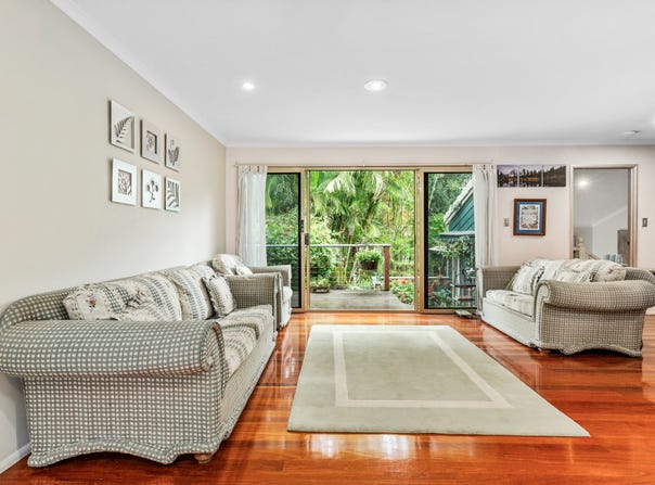 96 Thorngate Drive, Robina, Qld 4226