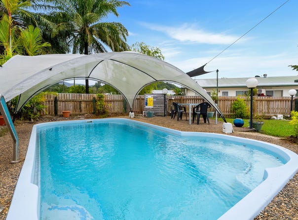 2/7 Deshon Street, Whitfield, Qld 4870