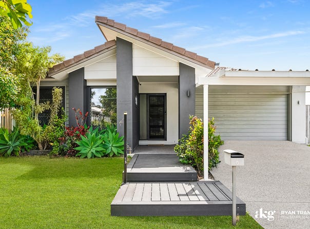 6 Allerton Park Drive, Park Ridge, Qld 4125